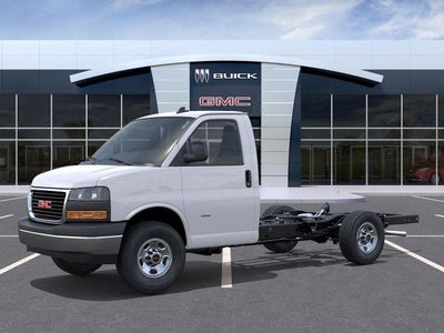 2025 GMC Savana Cutaway 3500 Base