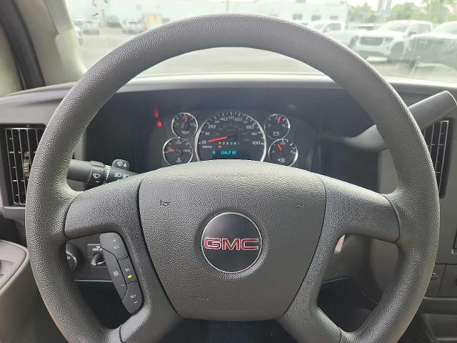 2025 GMC Savana Cutaway 3500 Base