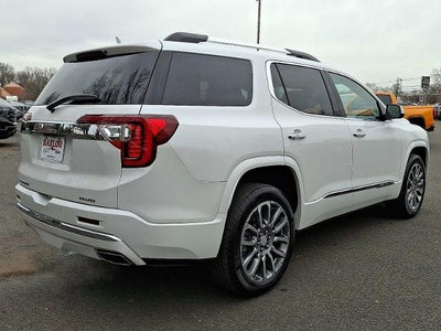 2023 GMC Acadia Denali