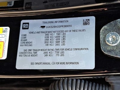2023 GMC Yukon SLT