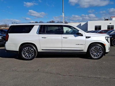 2023 GMC Yukon XL Denali Ultimate
