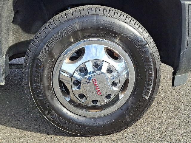 2025 GMC Sierra 3500 HD SLE DRW