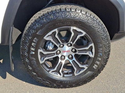 2025 GMC Canyon AT4