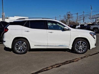 2023 GMC Terrain Denali