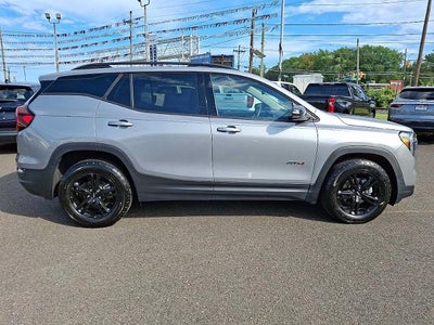 2024 GMC Terrain AT4