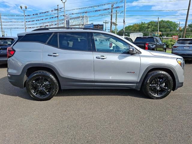 2024 GMC Terrain AT4
