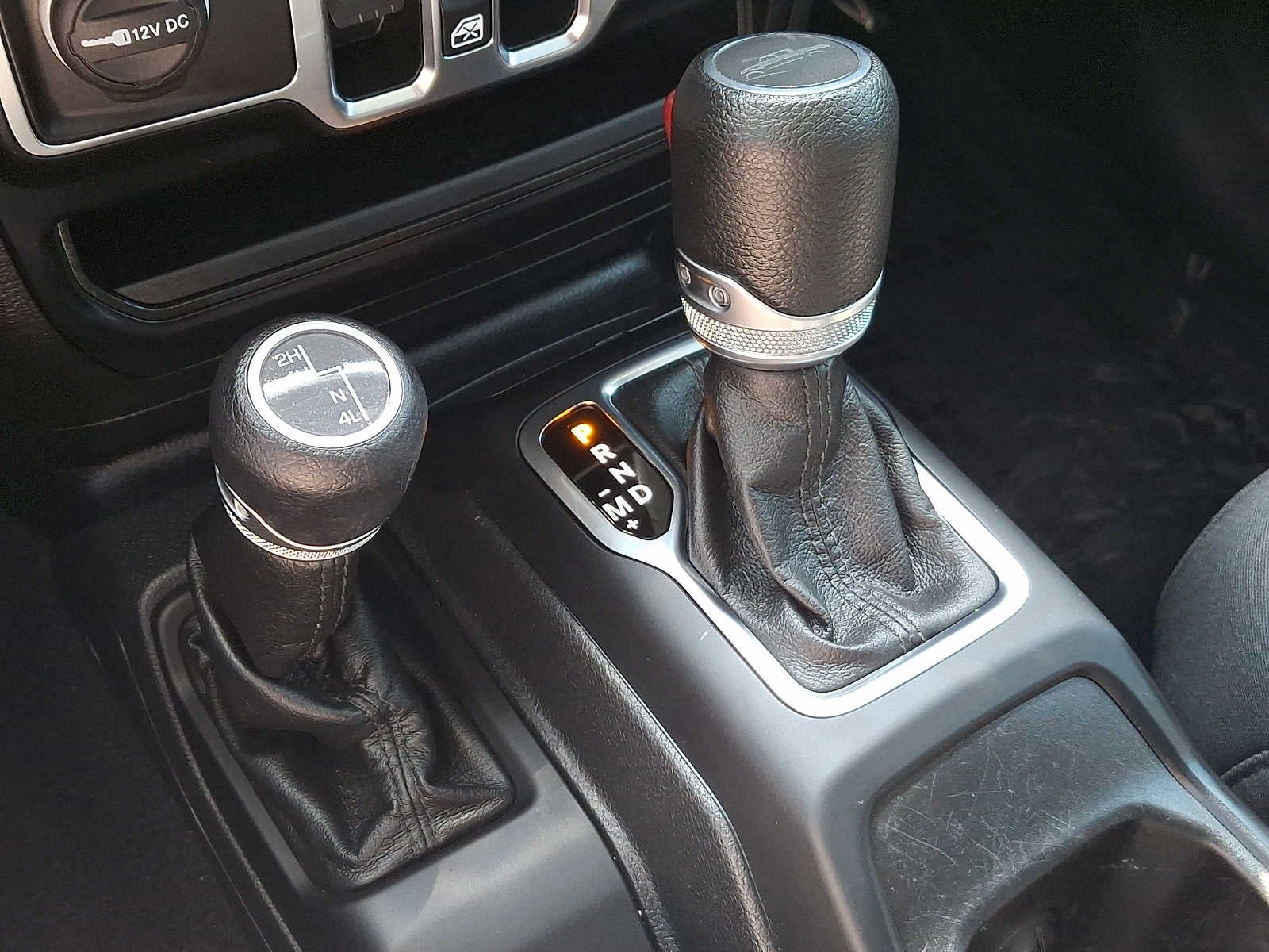 2022 Jeep Gladiator Sport S