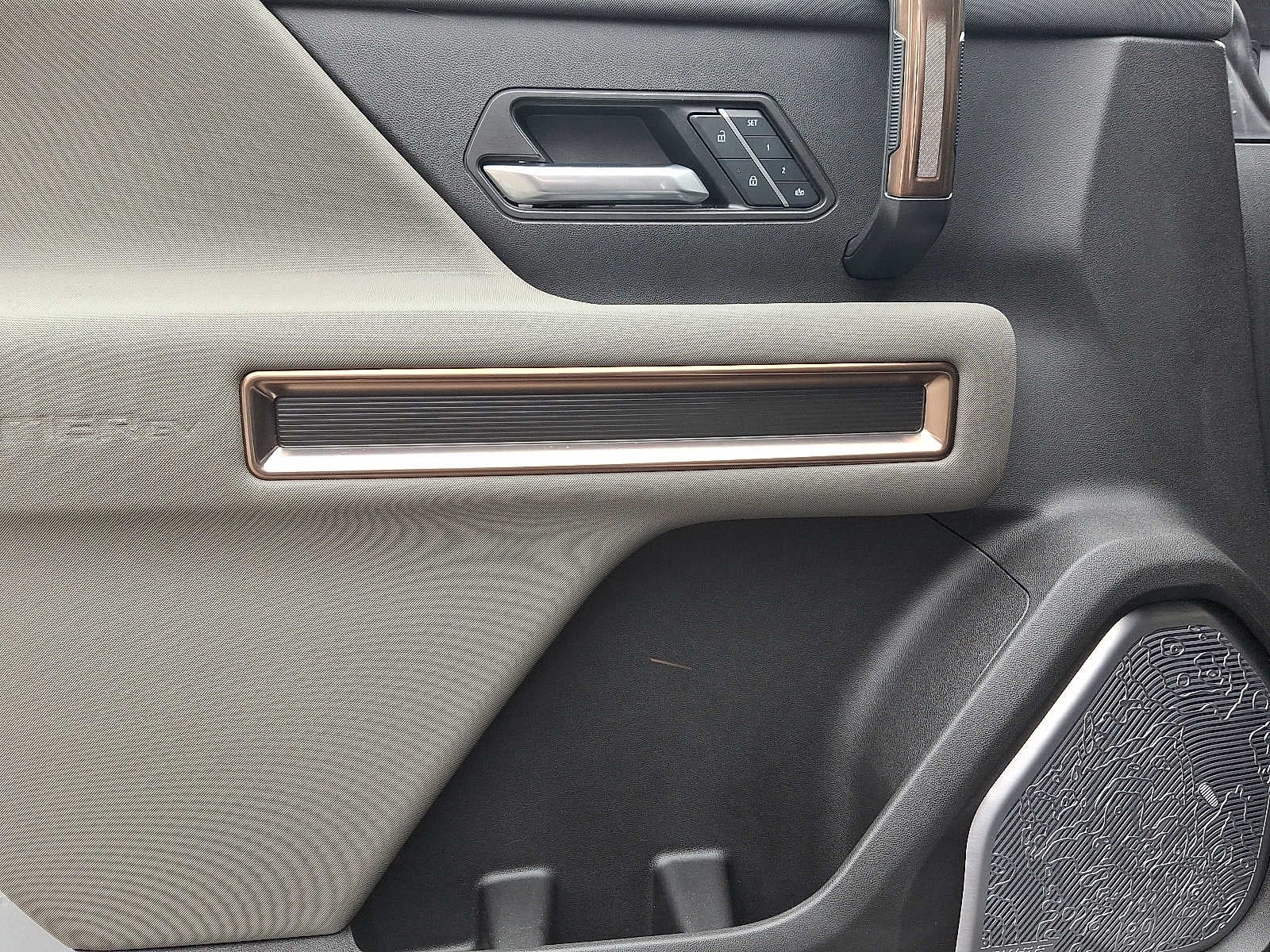 2025 GMC HUMMER EV SUV 3X