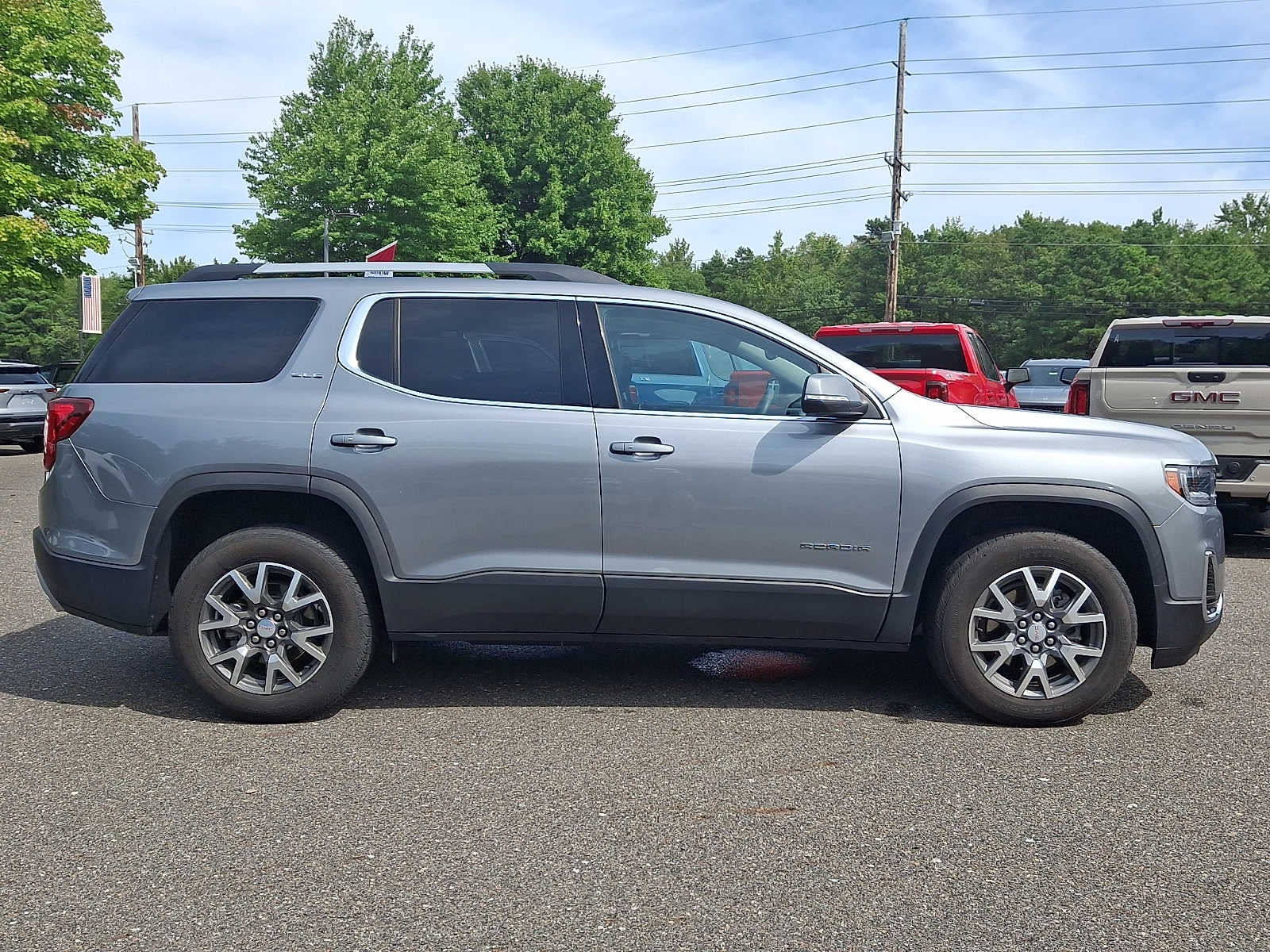 2023 GMC Acadia SLE