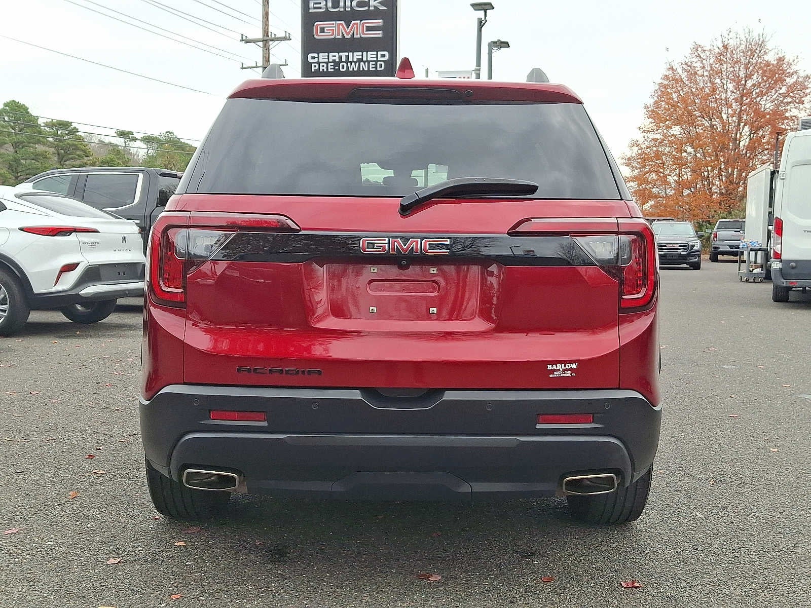 2023 GMC Acadia SLE