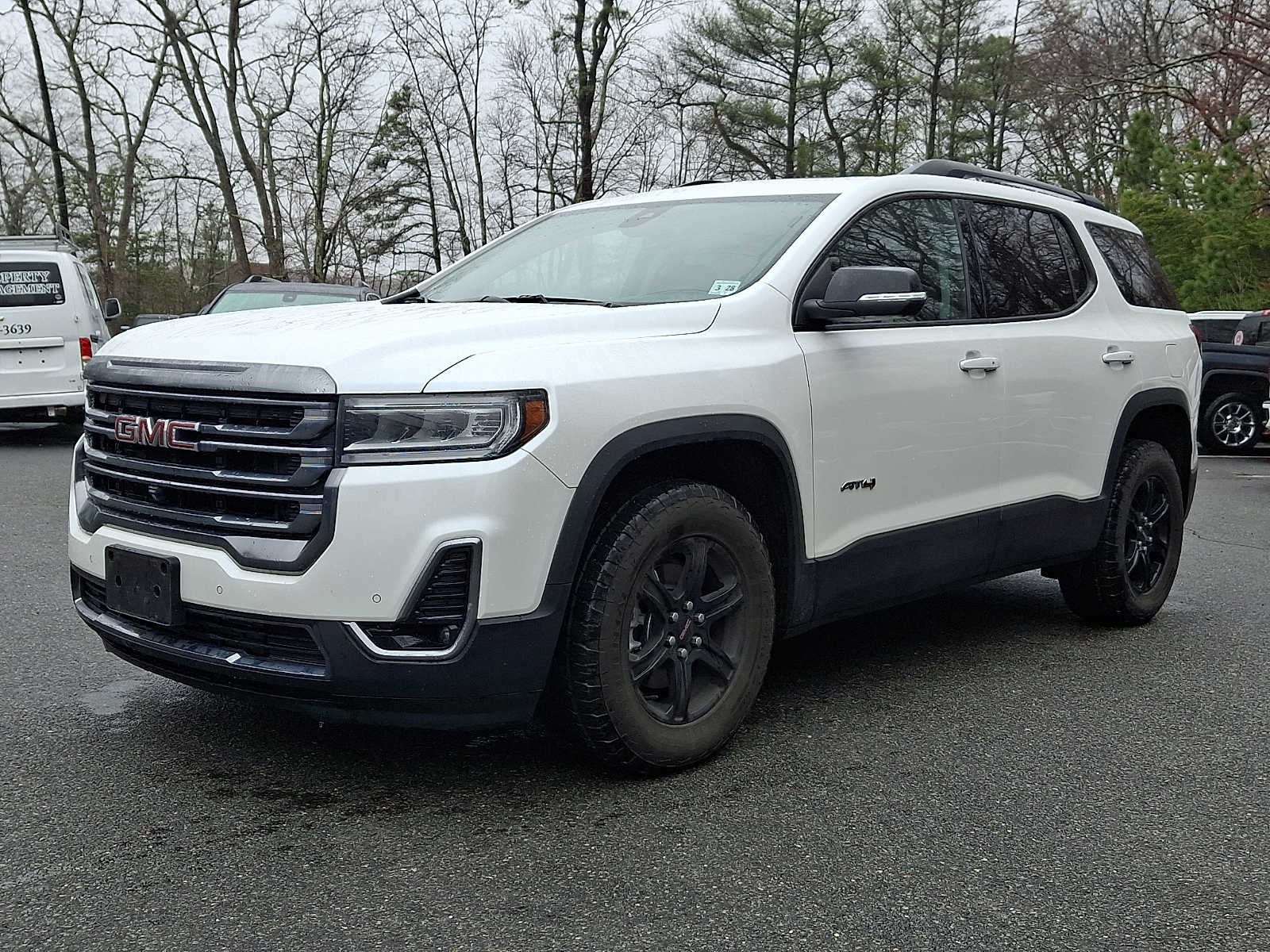 2023 GMC Acadia AT4
