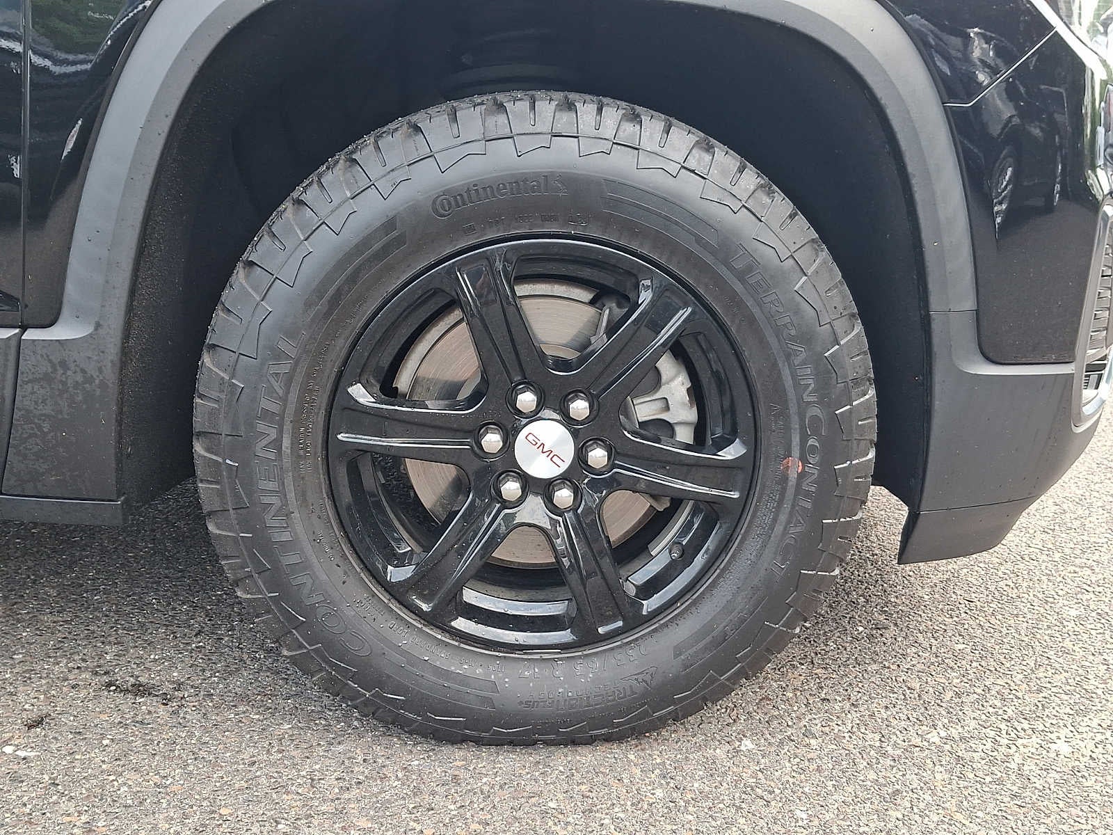 2023 GMC Acadia AT4