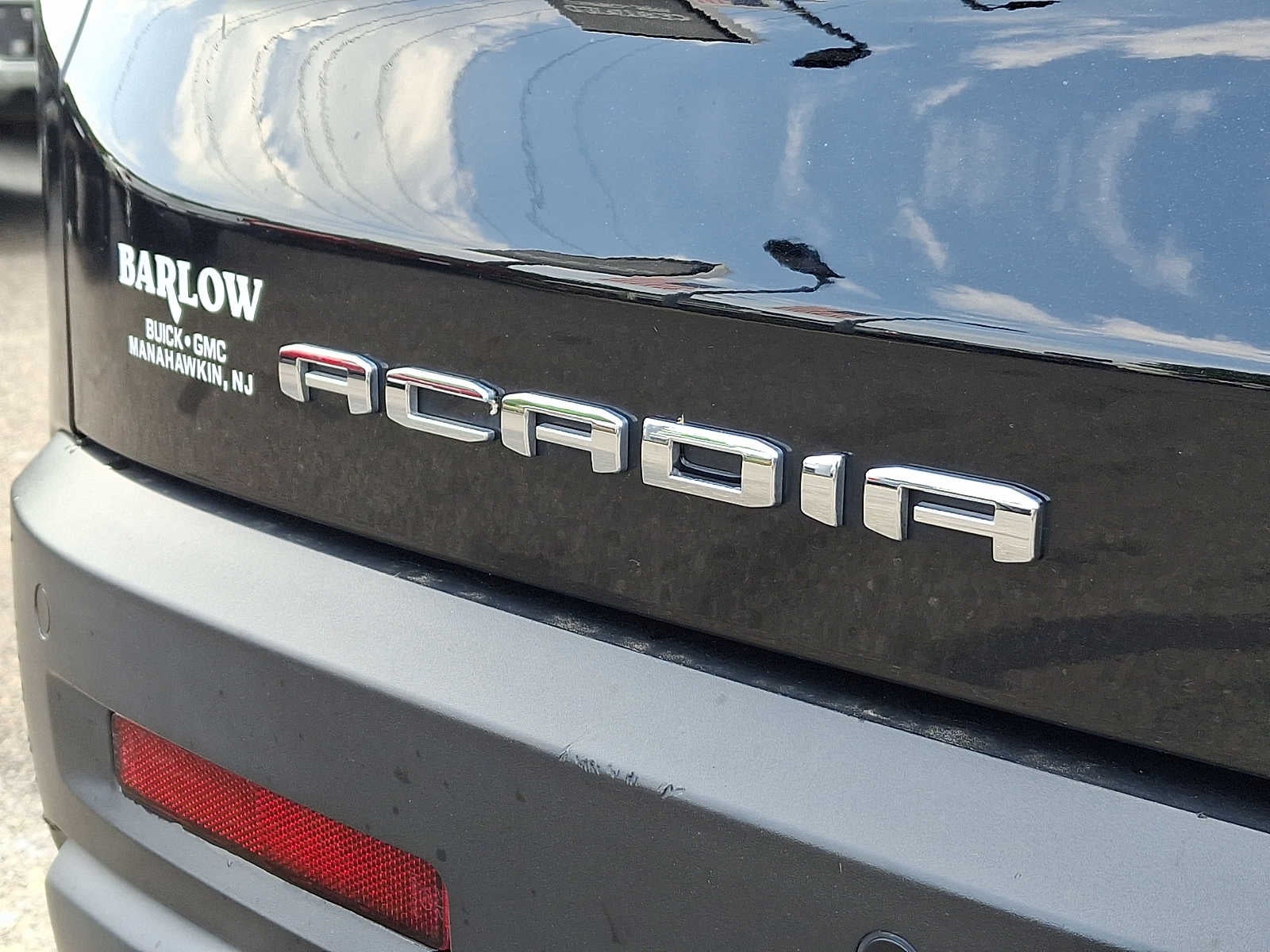 2023 GMC Acadia AT4
