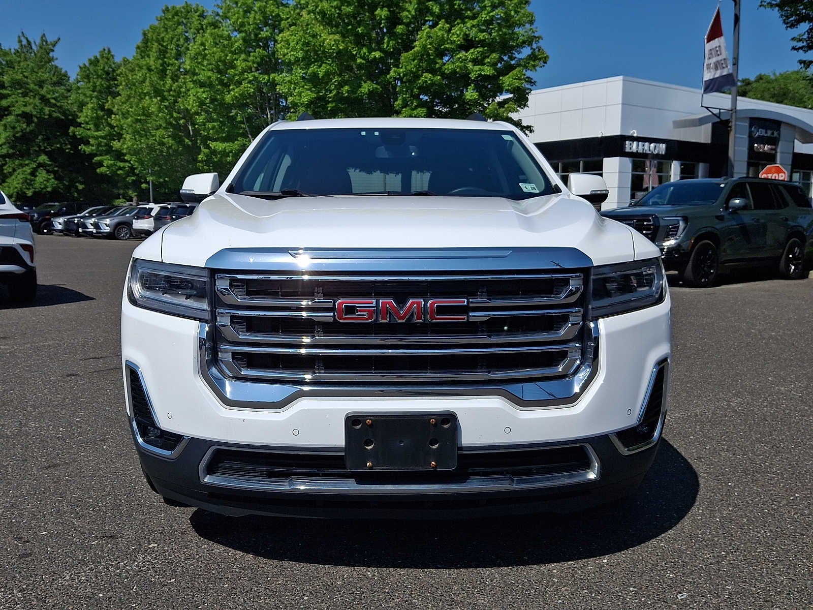 2023 GMC Acadia SLT