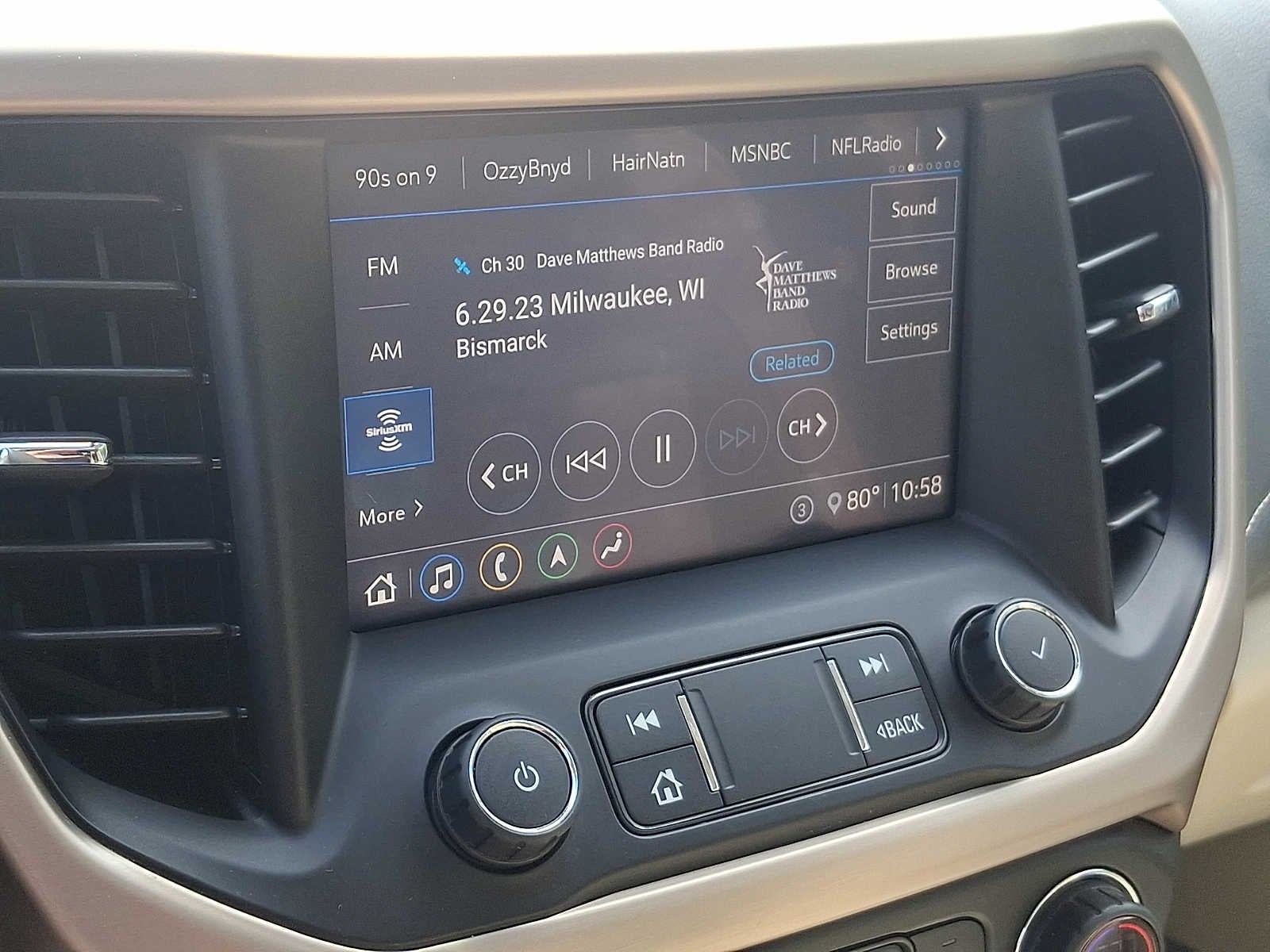 2020 GMC Acadia Denali