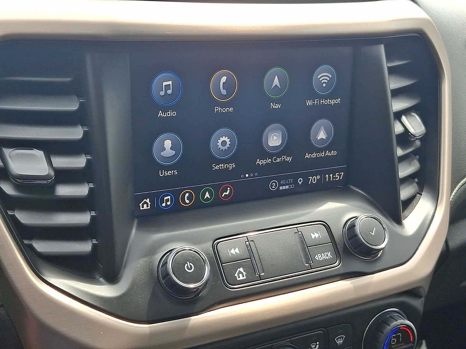 2023 GMC Acadia Denali