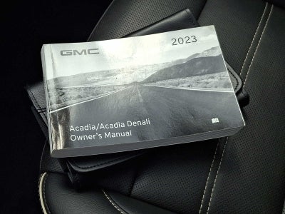 2023 GMC Acadia Denali