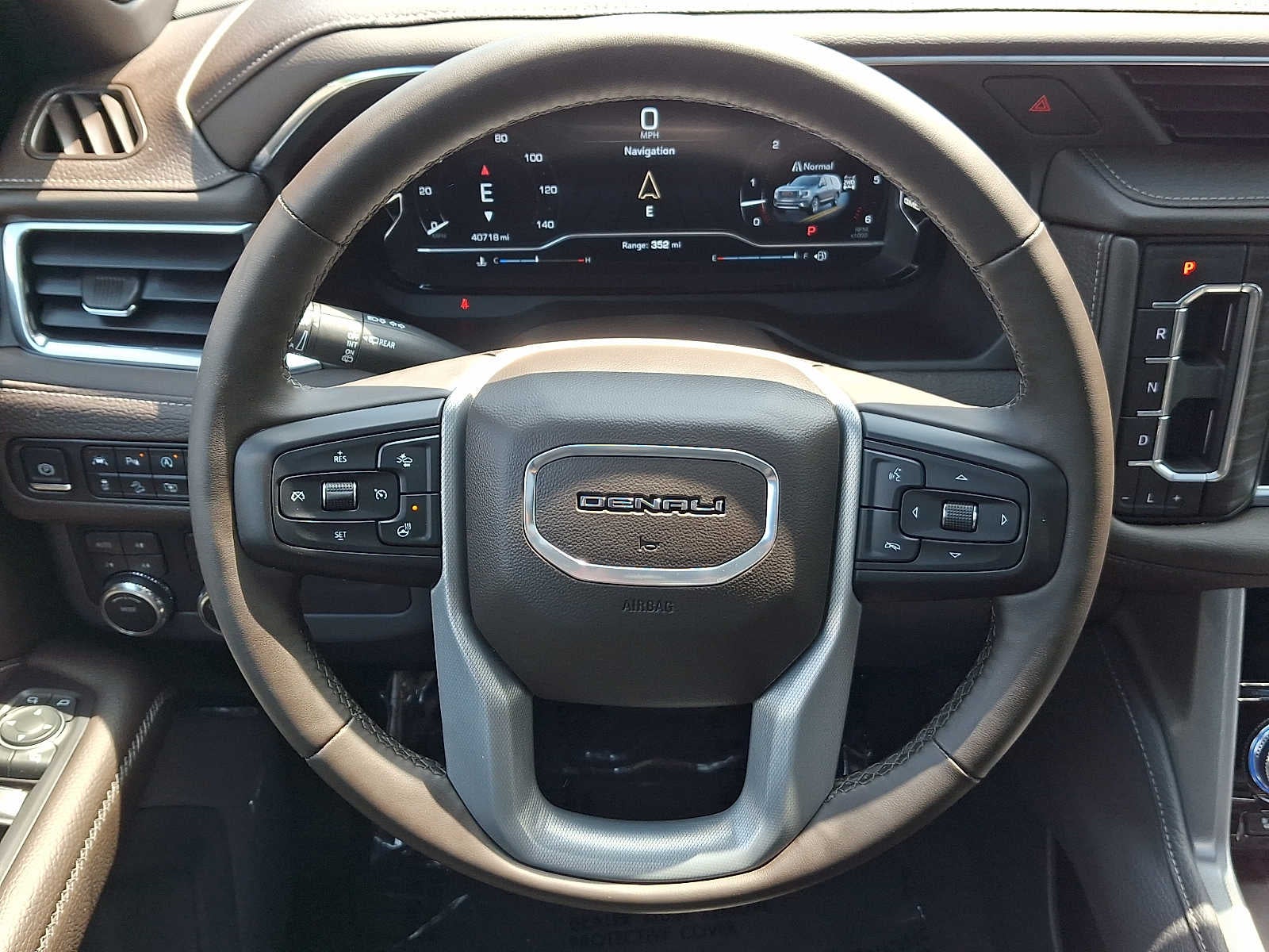 2023 GMC Yukon Denali
