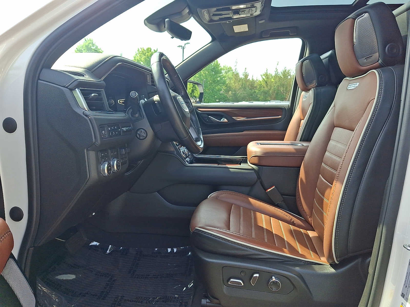 2023 GMC Yukon Denali Ultimate