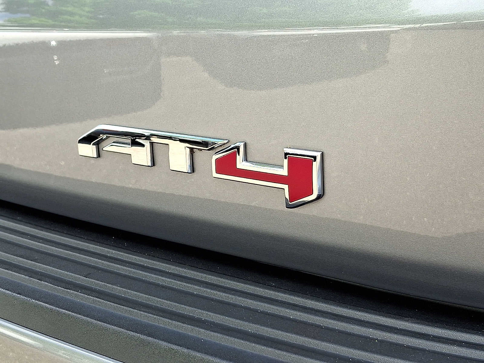 2023 GMC Yukon XL AT4