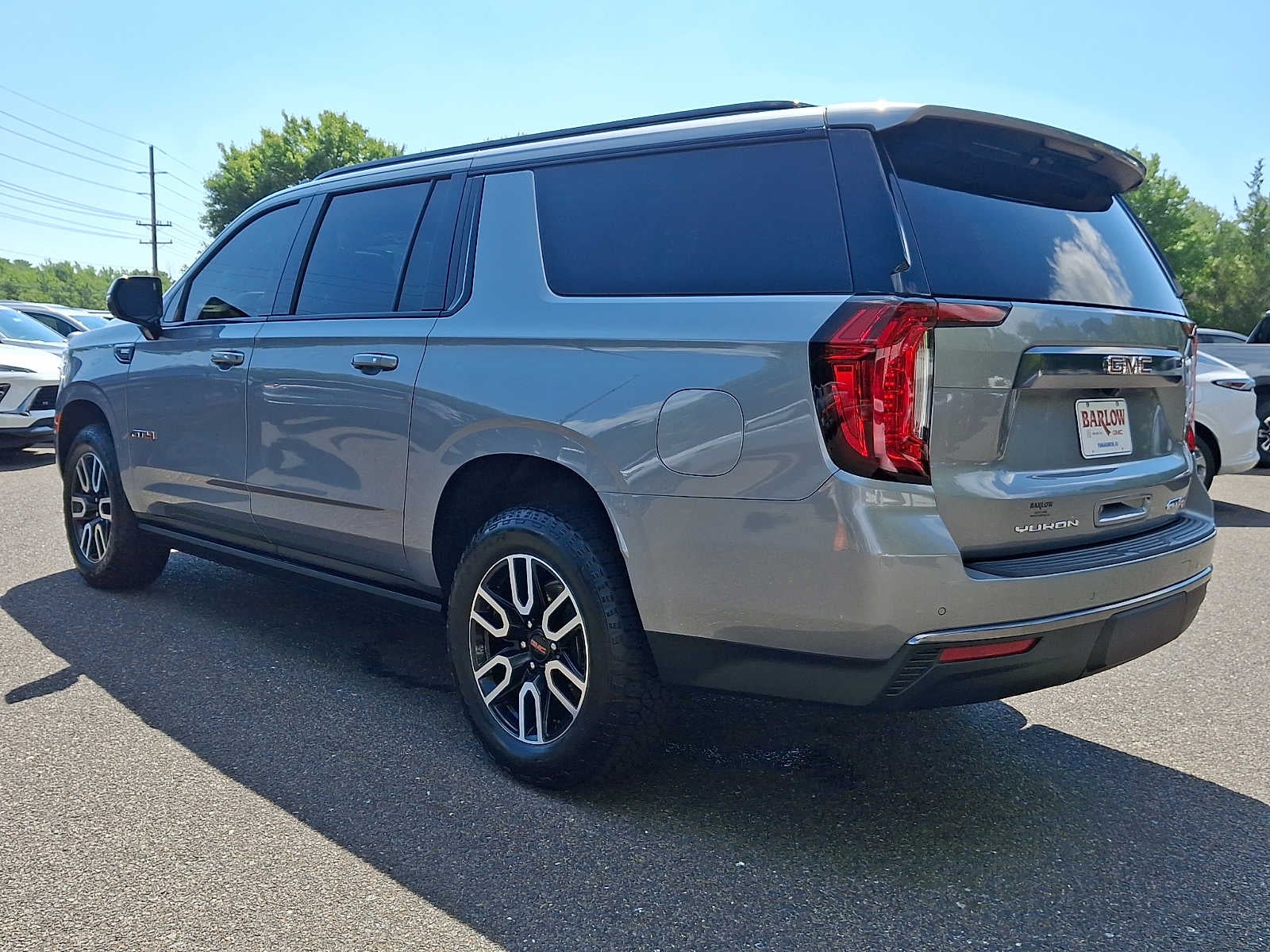 2023 GMC Yukon XL AT4