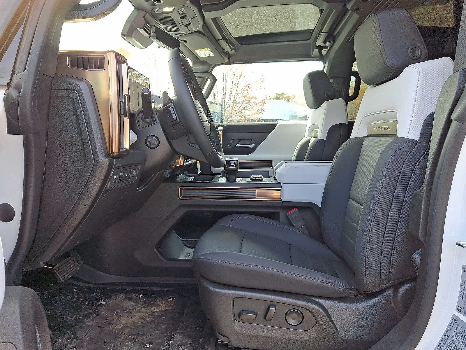 2025 GMC HUMMER EV SUV 2X