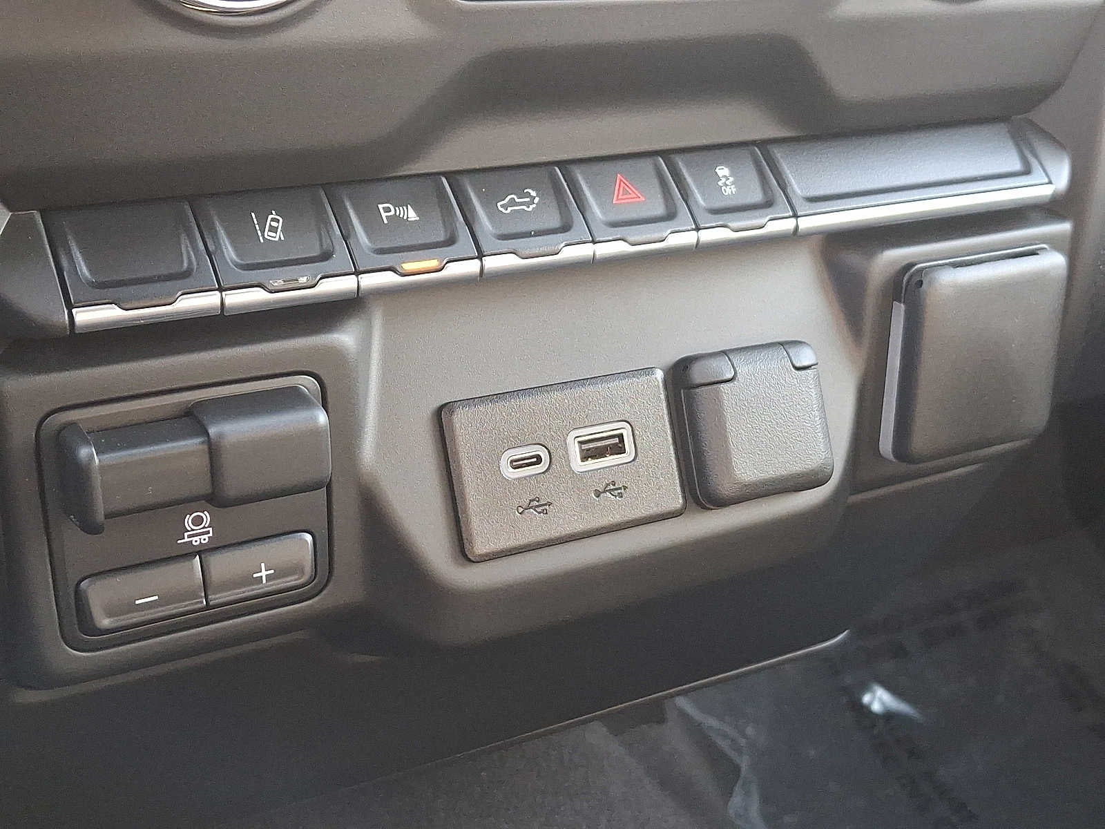 2024 GMC Sierra 2500 HD Pro