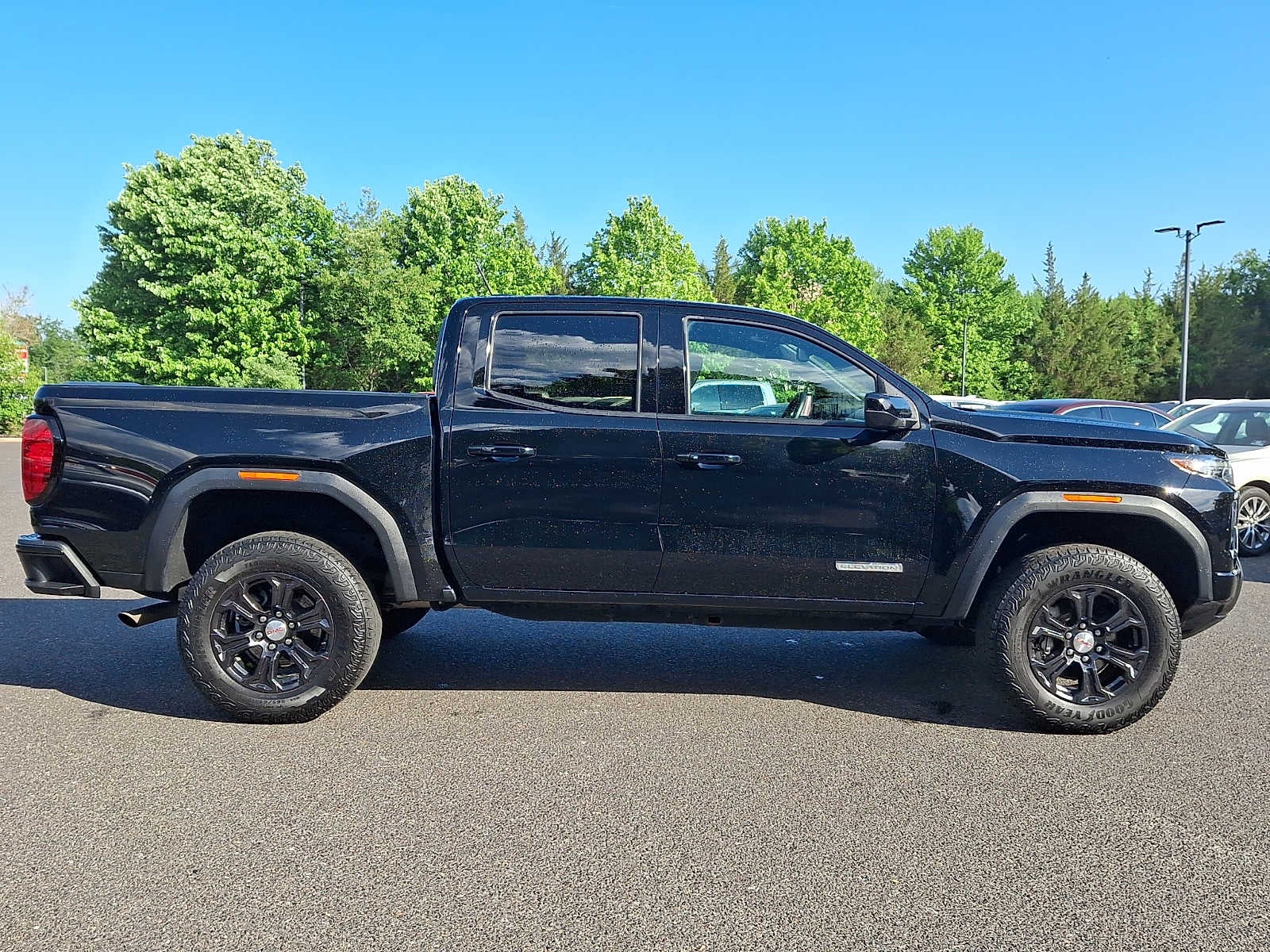 2023 GMC Canyon Elevation