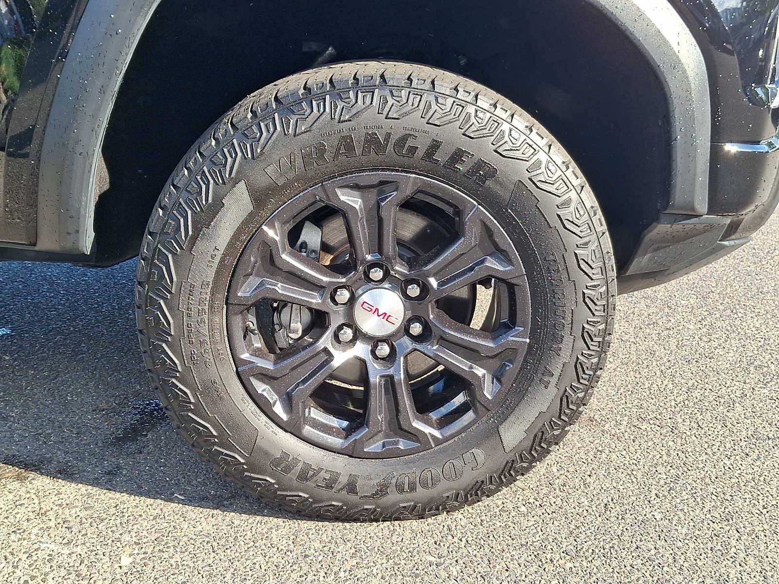 2023 GMC Canyon Elevation