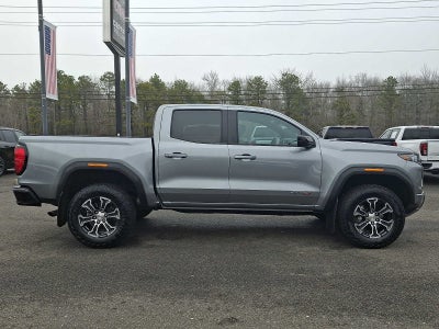 2023 GMC Canyon AT4