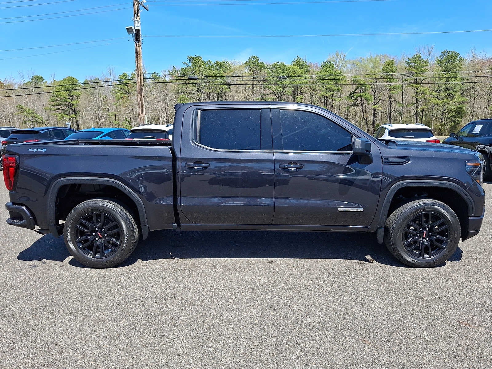 2024 GMC Sierra 1500 Elevation