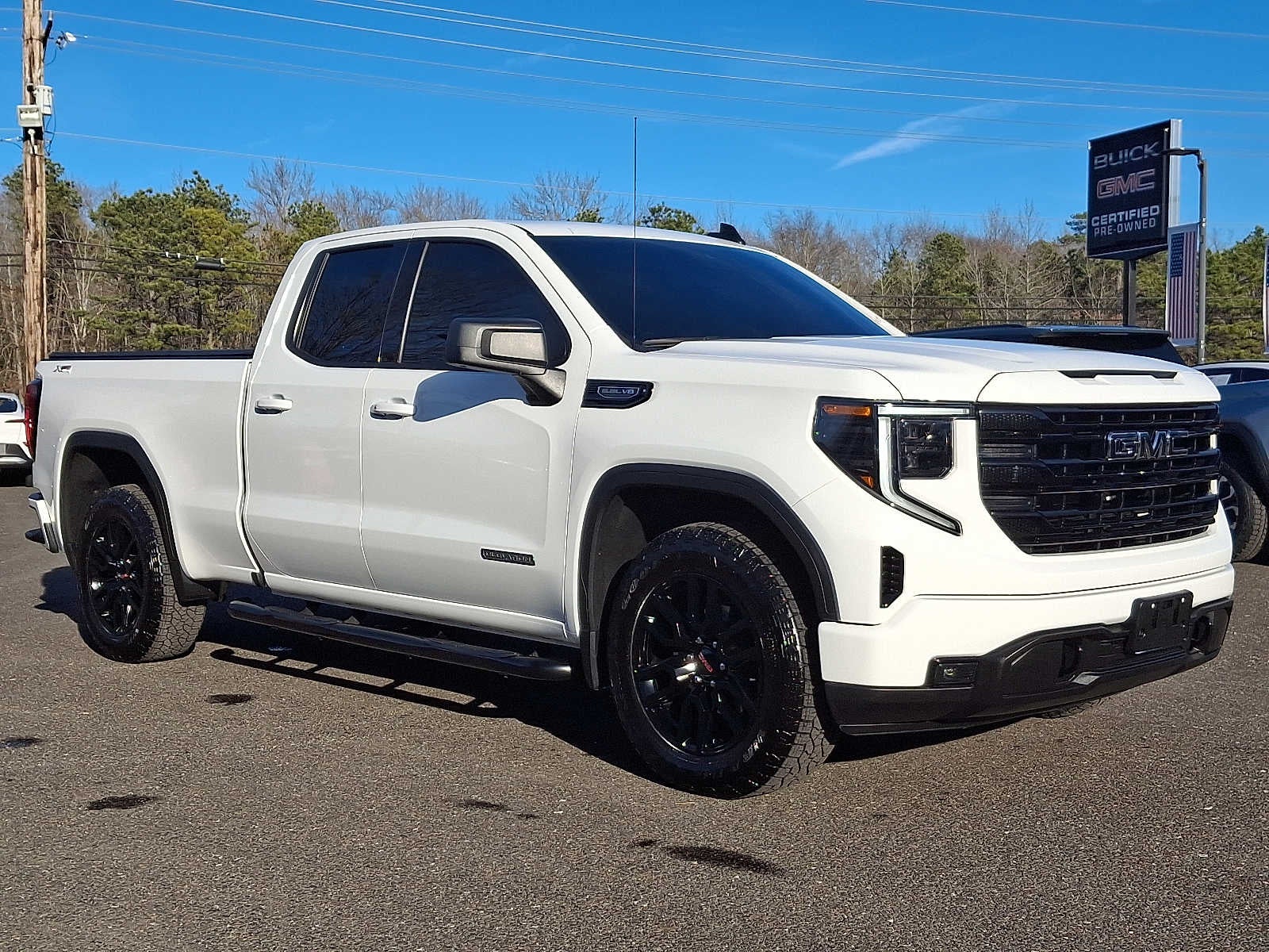 2025 GMC Sierra 1500 Elevation
