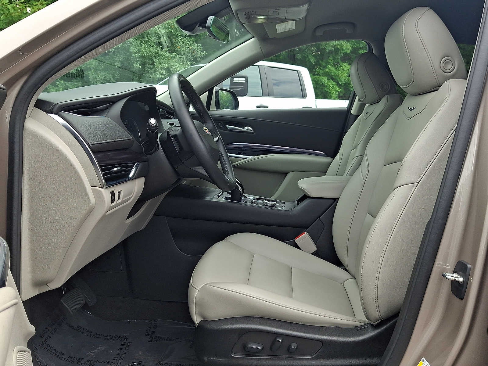 2023 Cadillac XT4 FWD Luxury