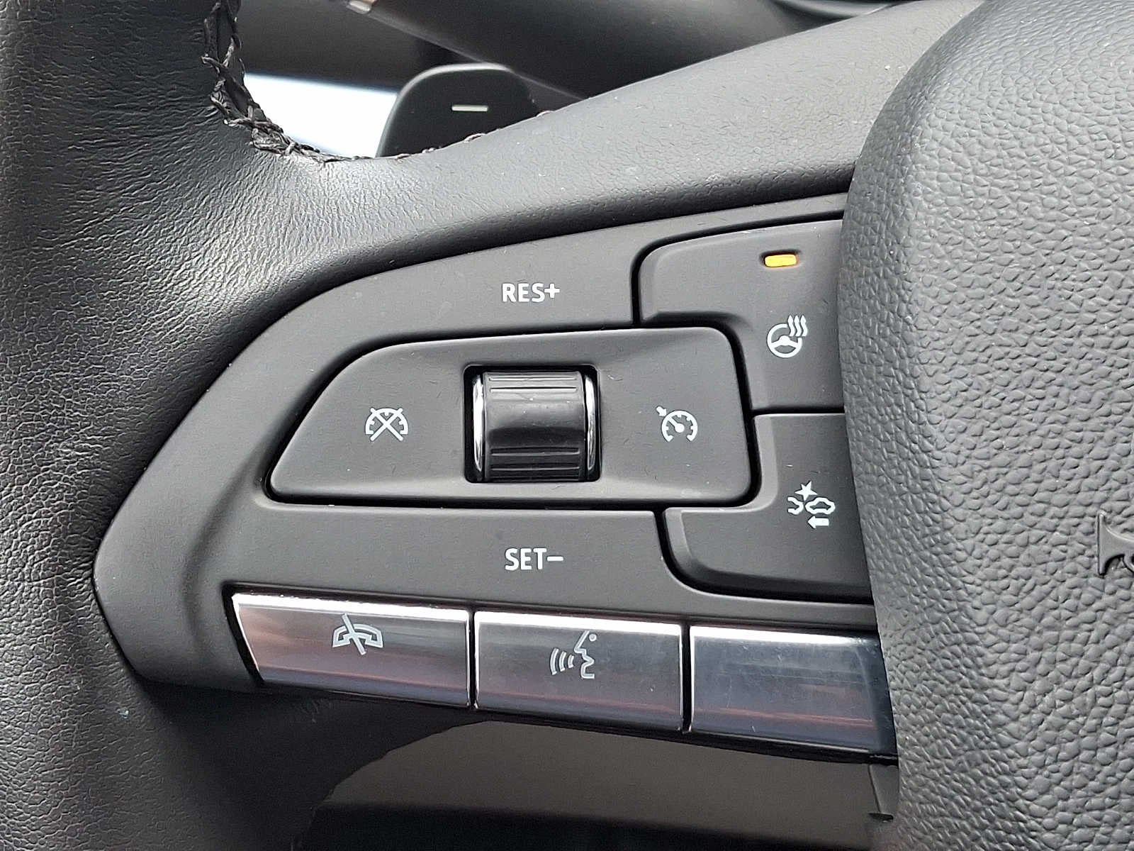 2023 Cadillac XT4 FWD Luxury
