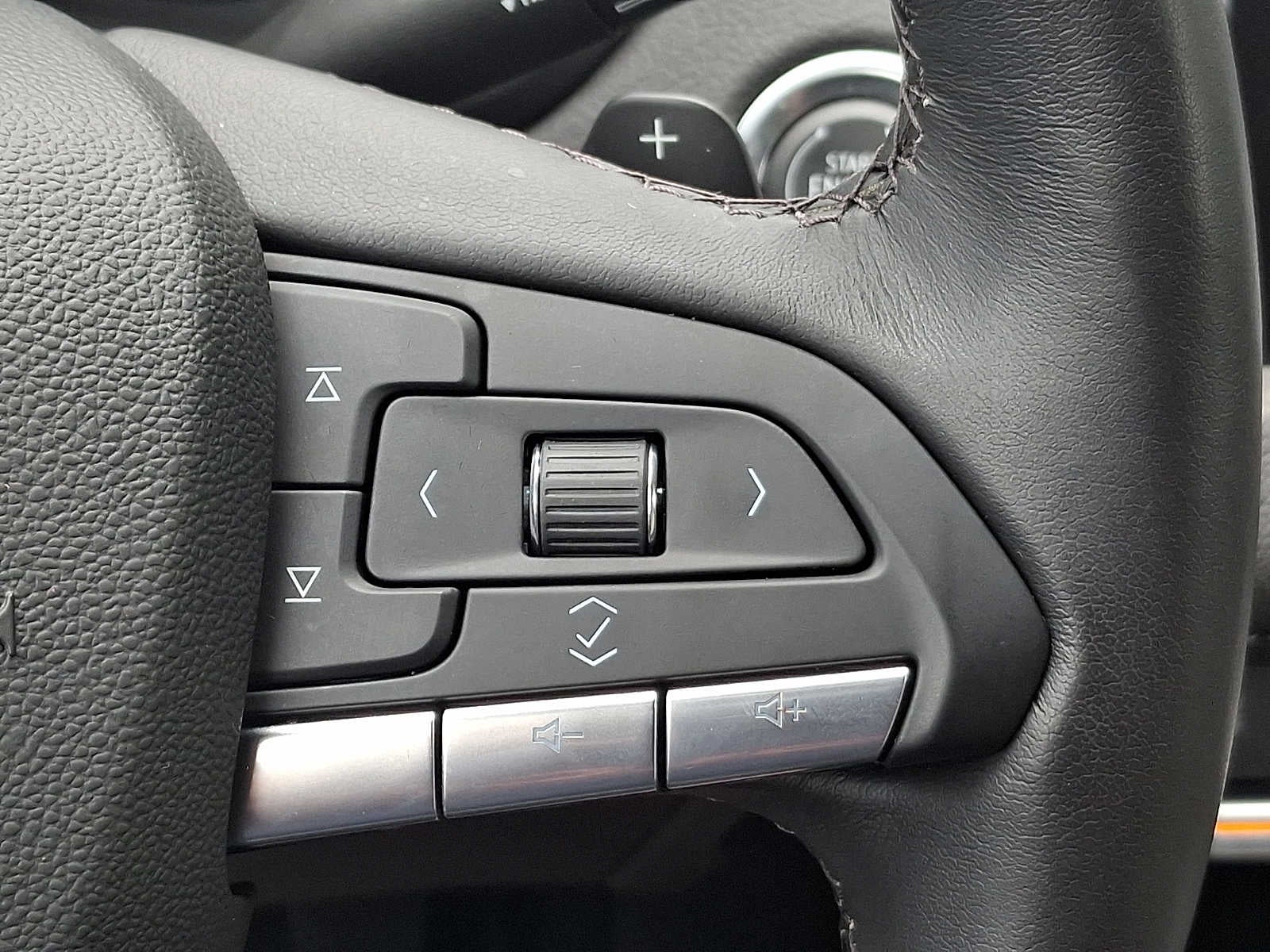 2023 Cadillac XT4 FWD Luxury