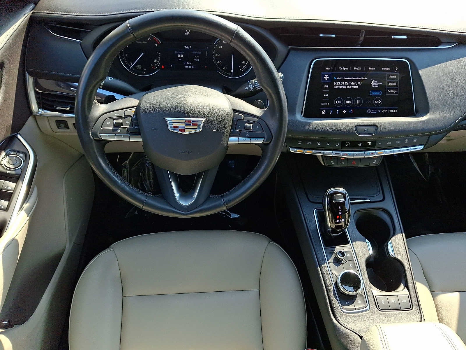 2023 Cadillac XT4 Luxury