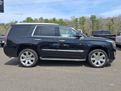 2016 Cadillac Escalade Luxury Collection