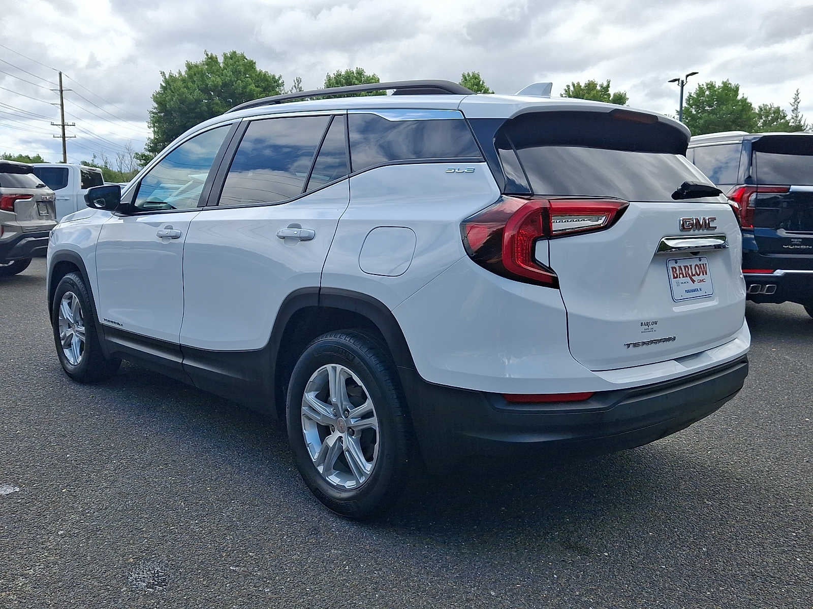 2023 GMC Terrain SLE