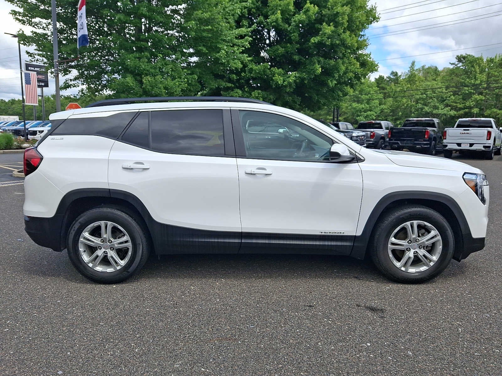 2023 GMC Terrain SLE