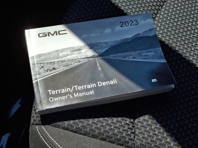 2023 GMC Terrain SLE