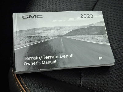 2023 GMC Terrain AT4