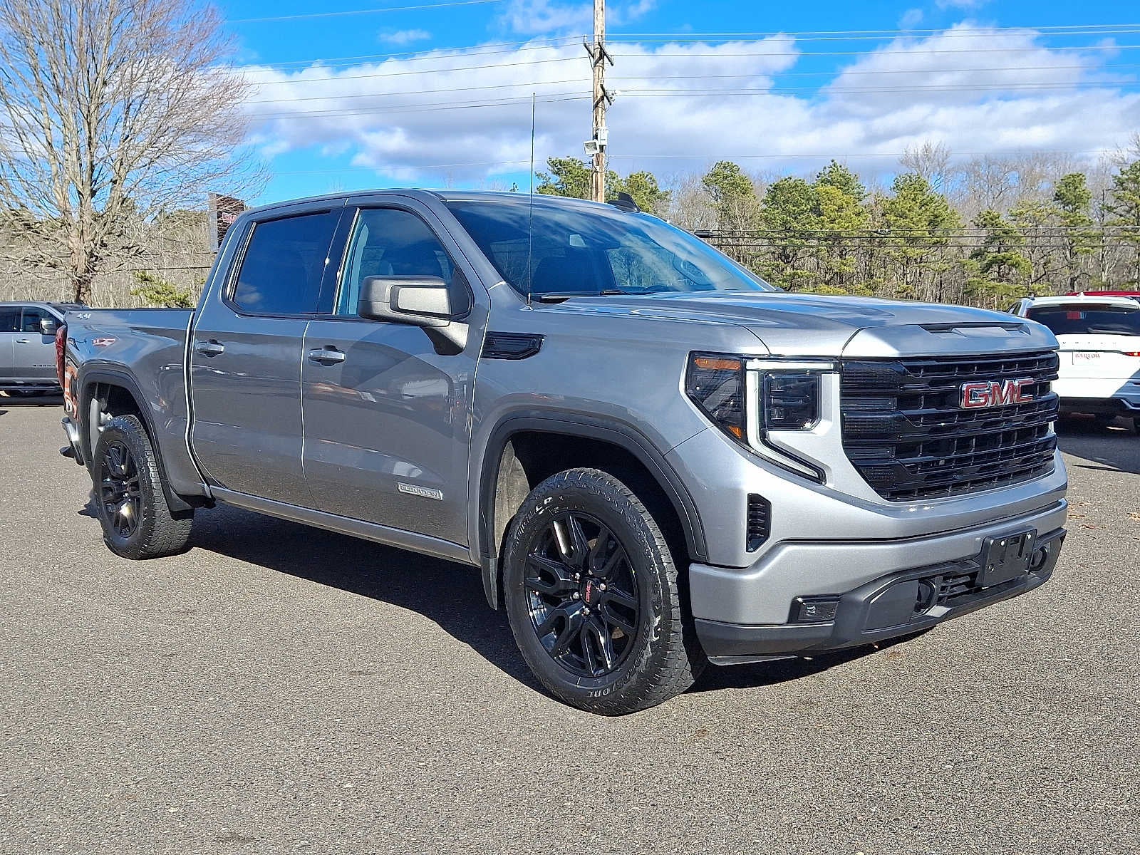 2023 GMC Sierra 1500 Elevation