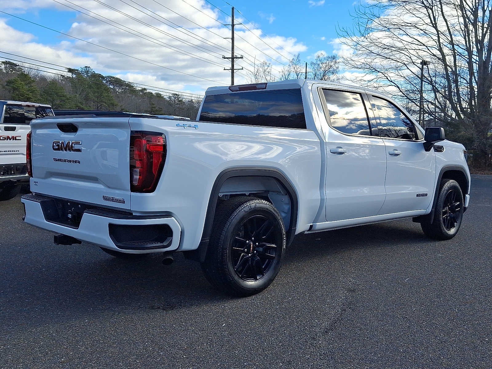 2024 GMC Sierra 1500 Elevation