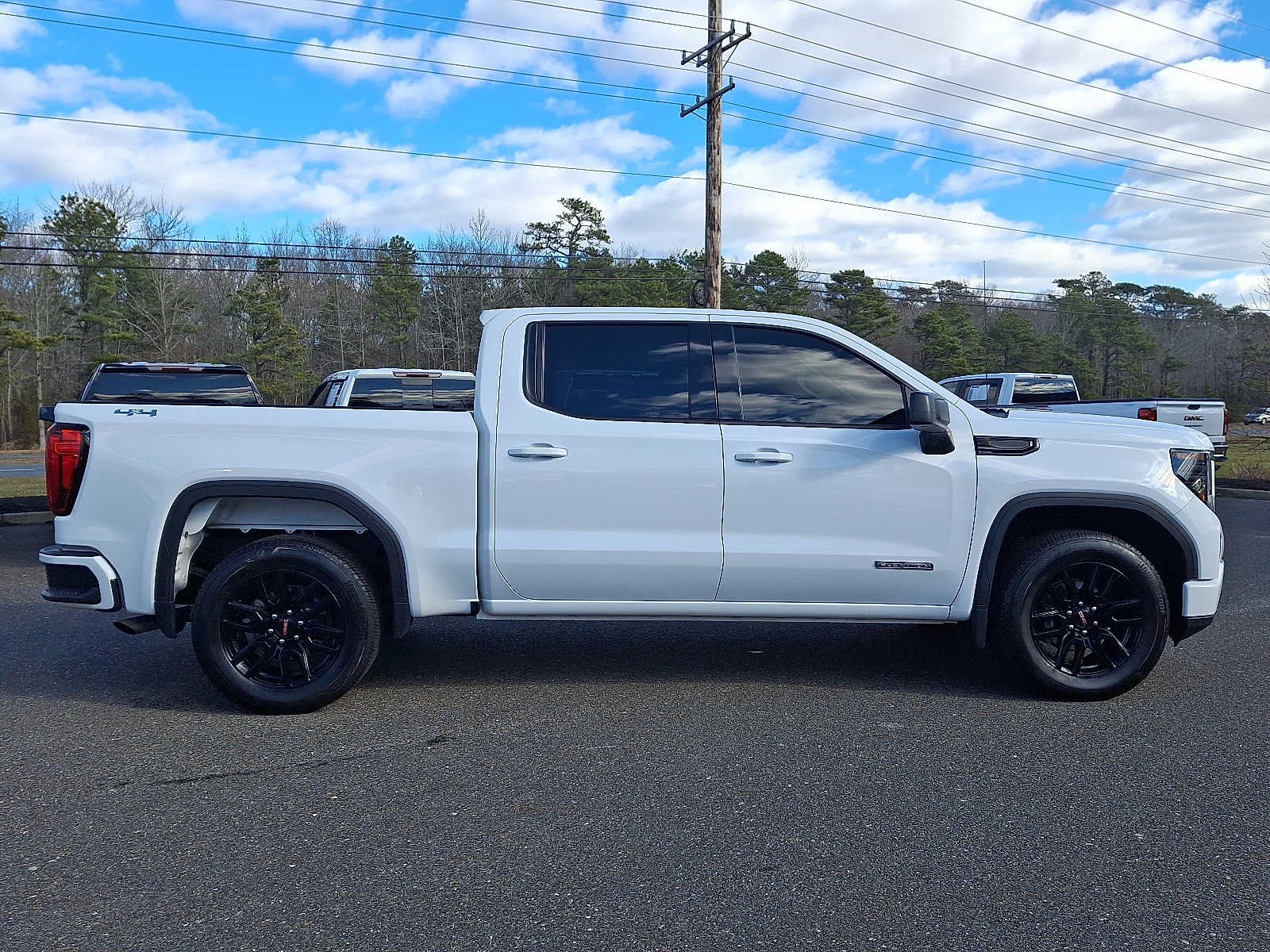 2024 GMC Sierra 1500 Elevation