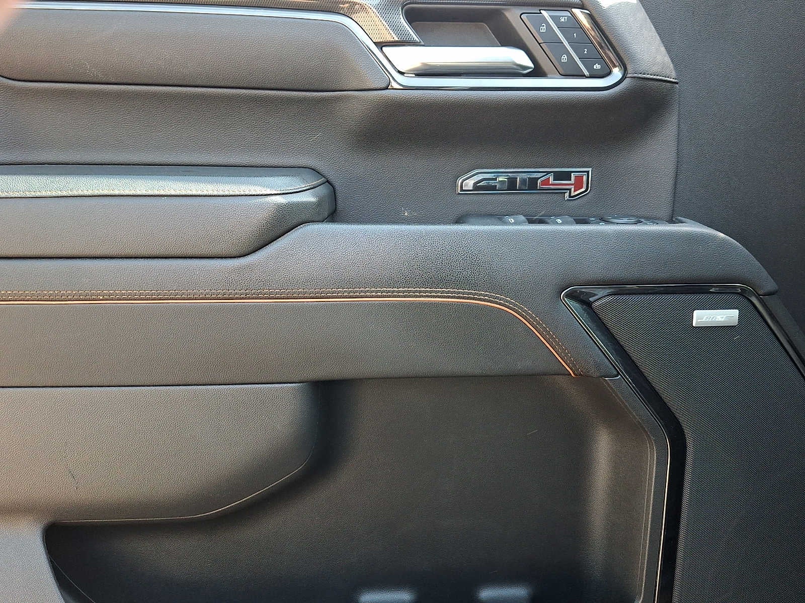 2024 GMC Sierra 1500 AT4
