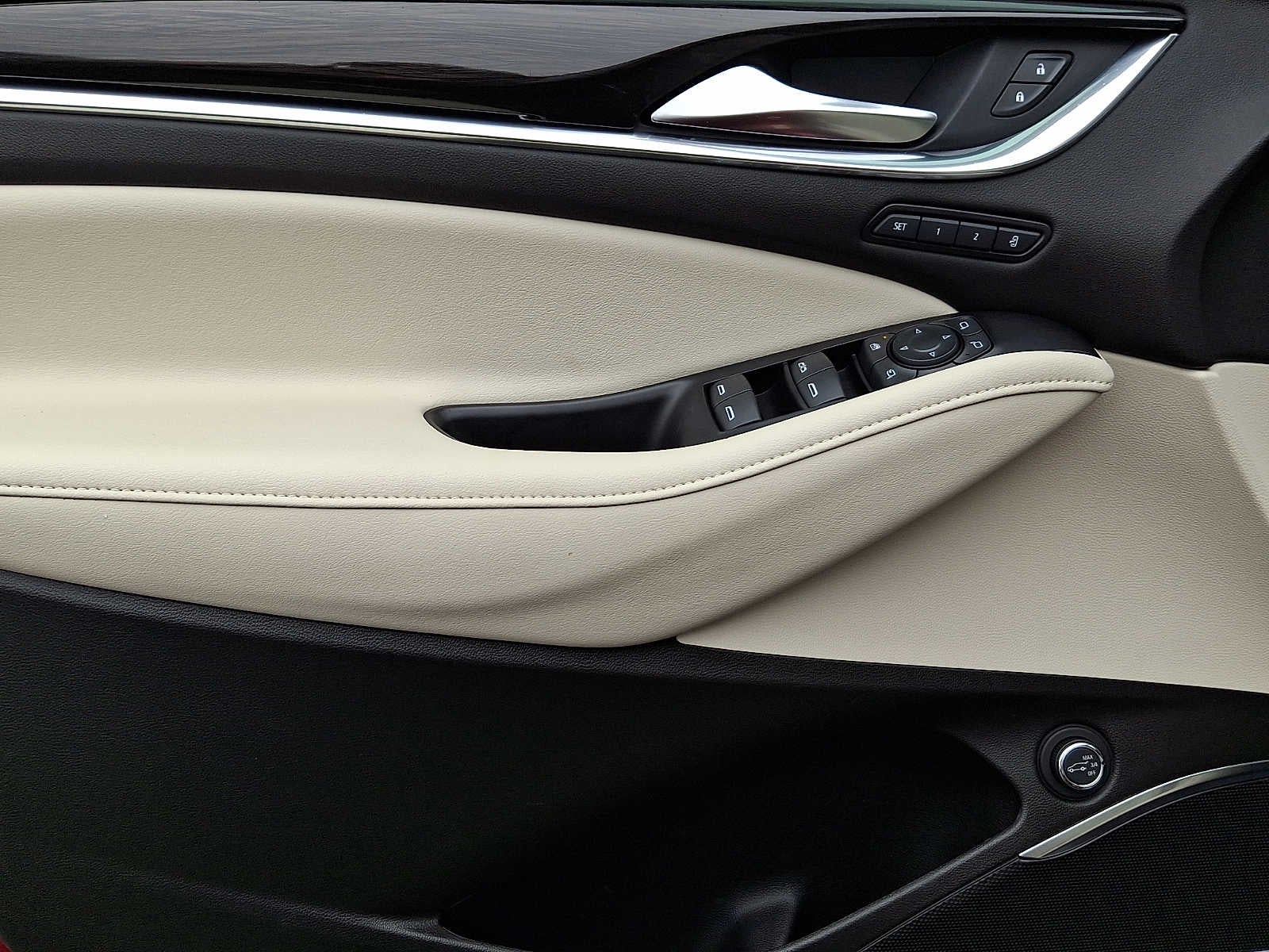 2022 Buick Enclave Premium