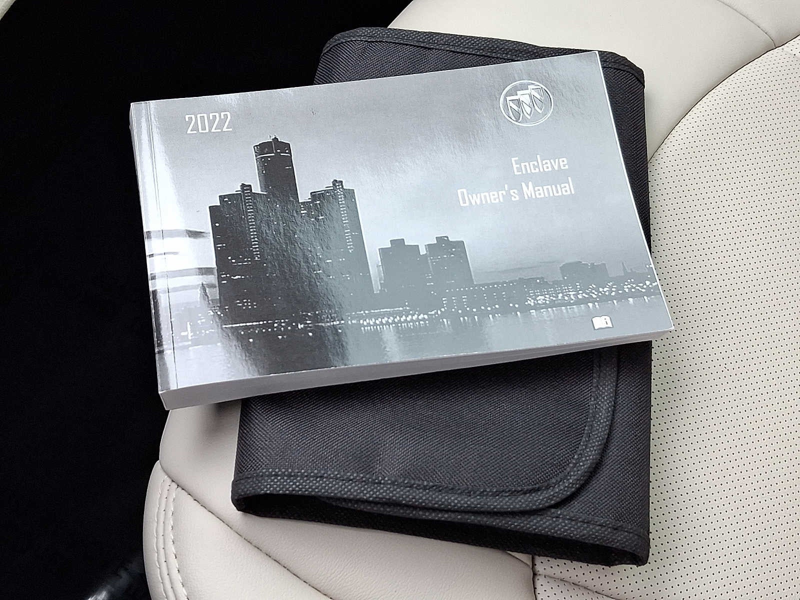 2022 Buick Enclave Premium