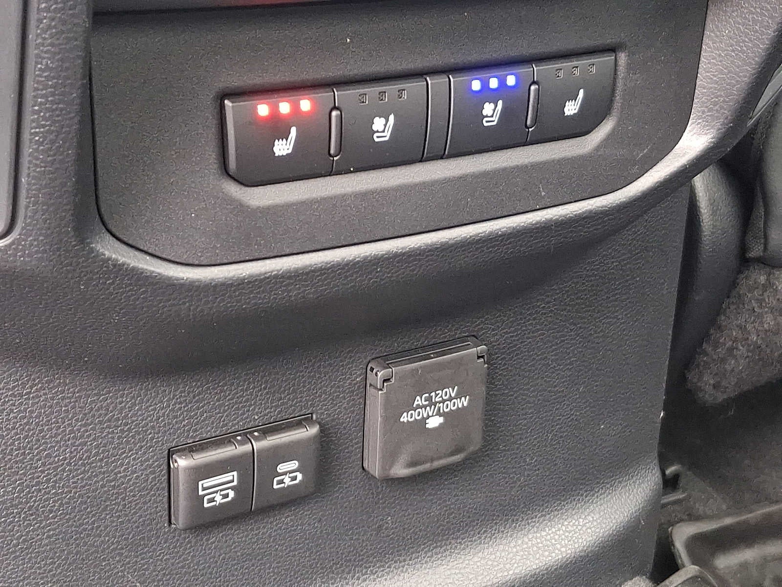 2023 Toyota Tundra 4WD Platinum Hybrid