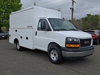 2025 GMC Savana Cutaway 3500 1WT