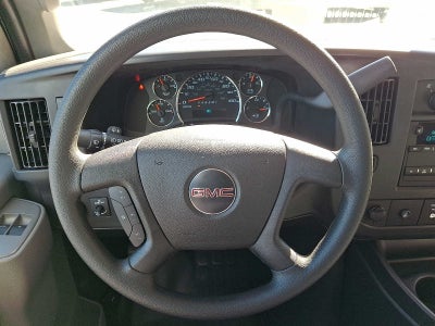 2025 GMC Savana Cutaway 3500 1WT